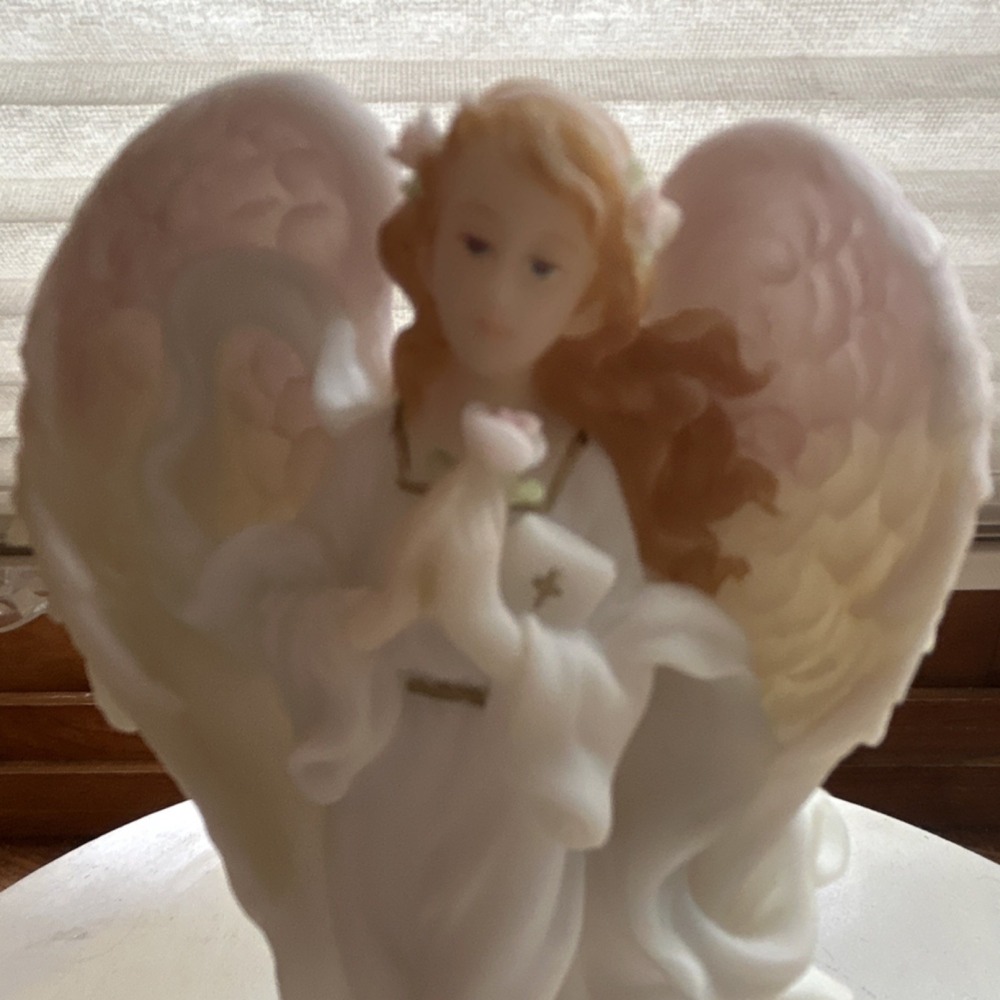 VTG Seraphim Classics Memorial Angel Figurine 'In God's Care' Ceramic Christian - Picture 11 of 16